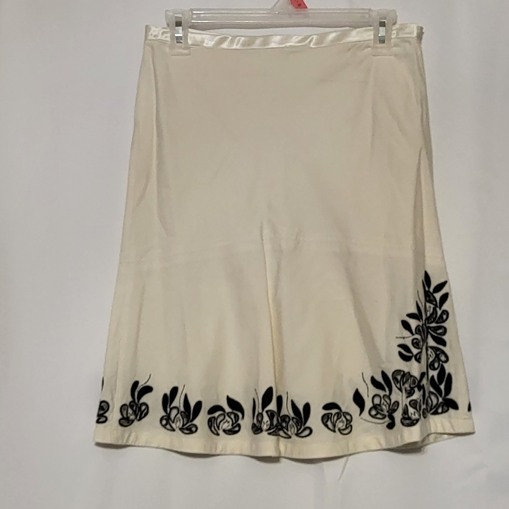 WHBM Ivory Cream Lace Floral Cutout A-Line Vintage Mini Skirt Size 0 (XS) - Picture 2 of 7